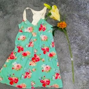 Size medium above the knee women's spring floral with crochet detail dress